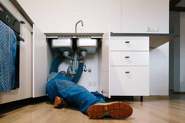 Professional Drain Cleaning technician working in Roslyn, PA